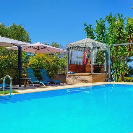 Cozy With Pool, View, Internet, Barbeque *