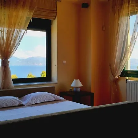 Cozy With Pool, View, Internet, Barbeque * Theologos (Phthiotis)